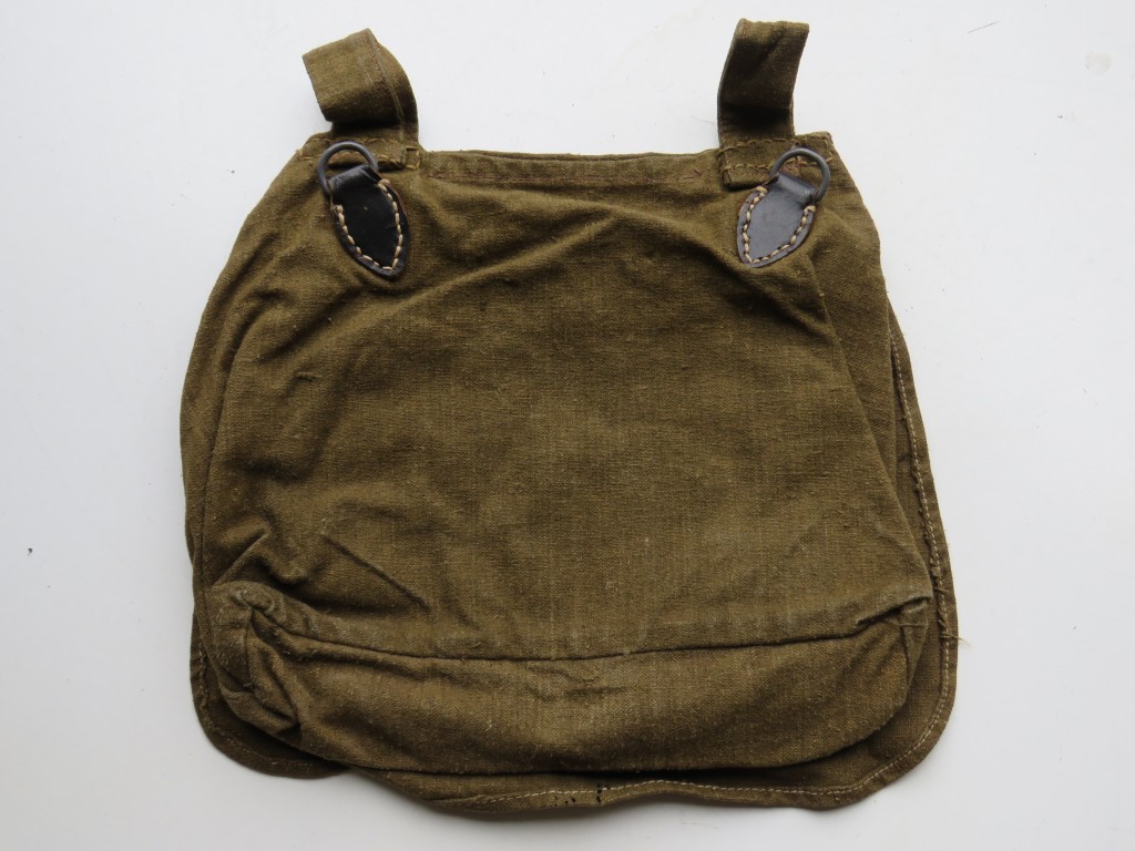 WEHRMACHT LATE WAR M31 BREAD BAG | Malcolm Wagner Militaria