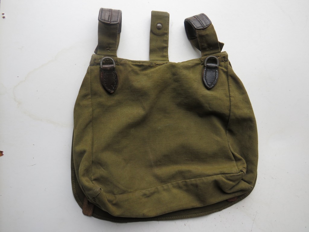 WEHRMACHT MODEL 31 ARMY BREAD BAG | Malcolm Wagner Militaria
